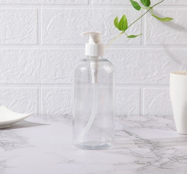 500ml plastic bottle with liquid dispenser